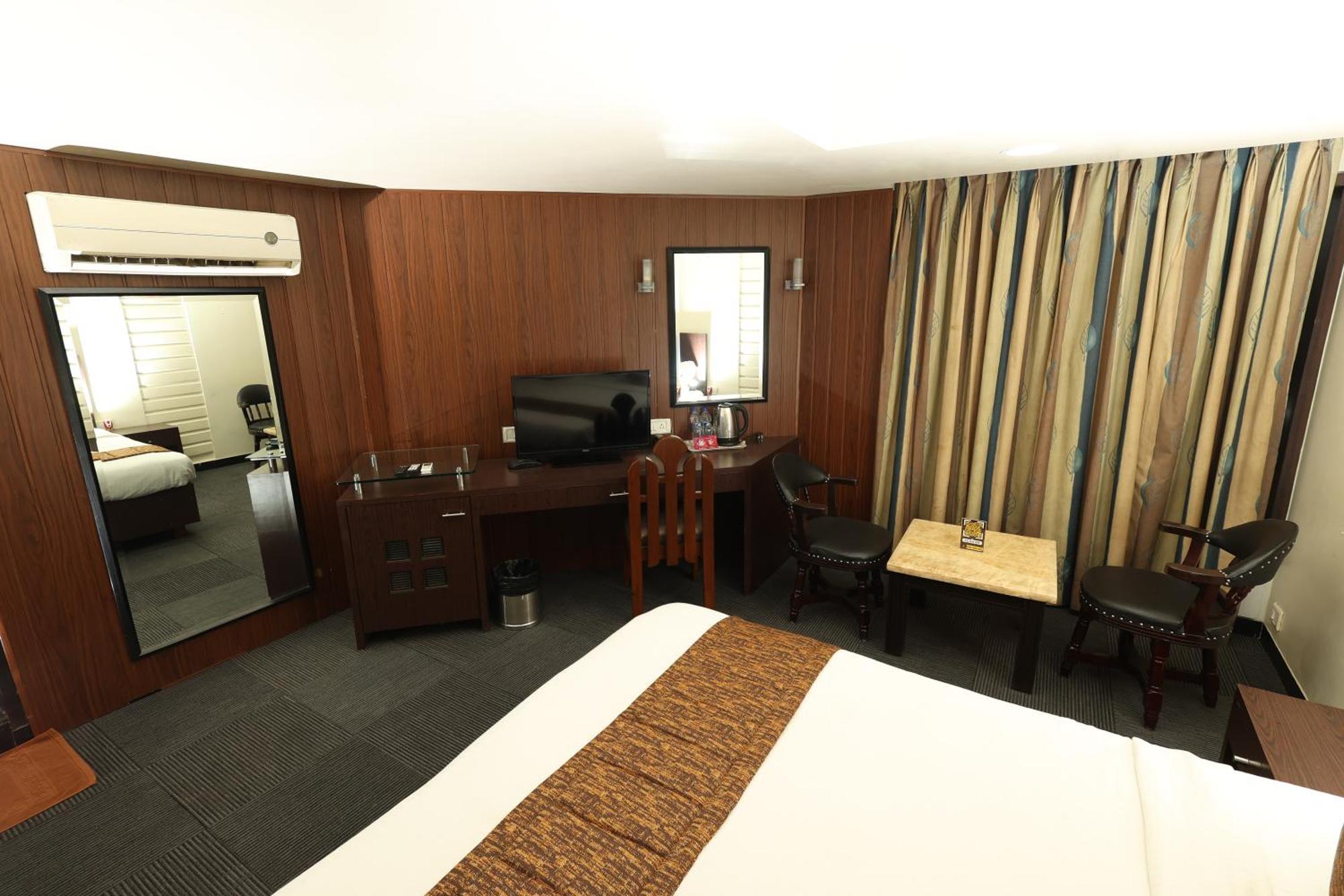 Quaint Suites Hotel & Banquet Mumbai Dış mekan fotoğraf