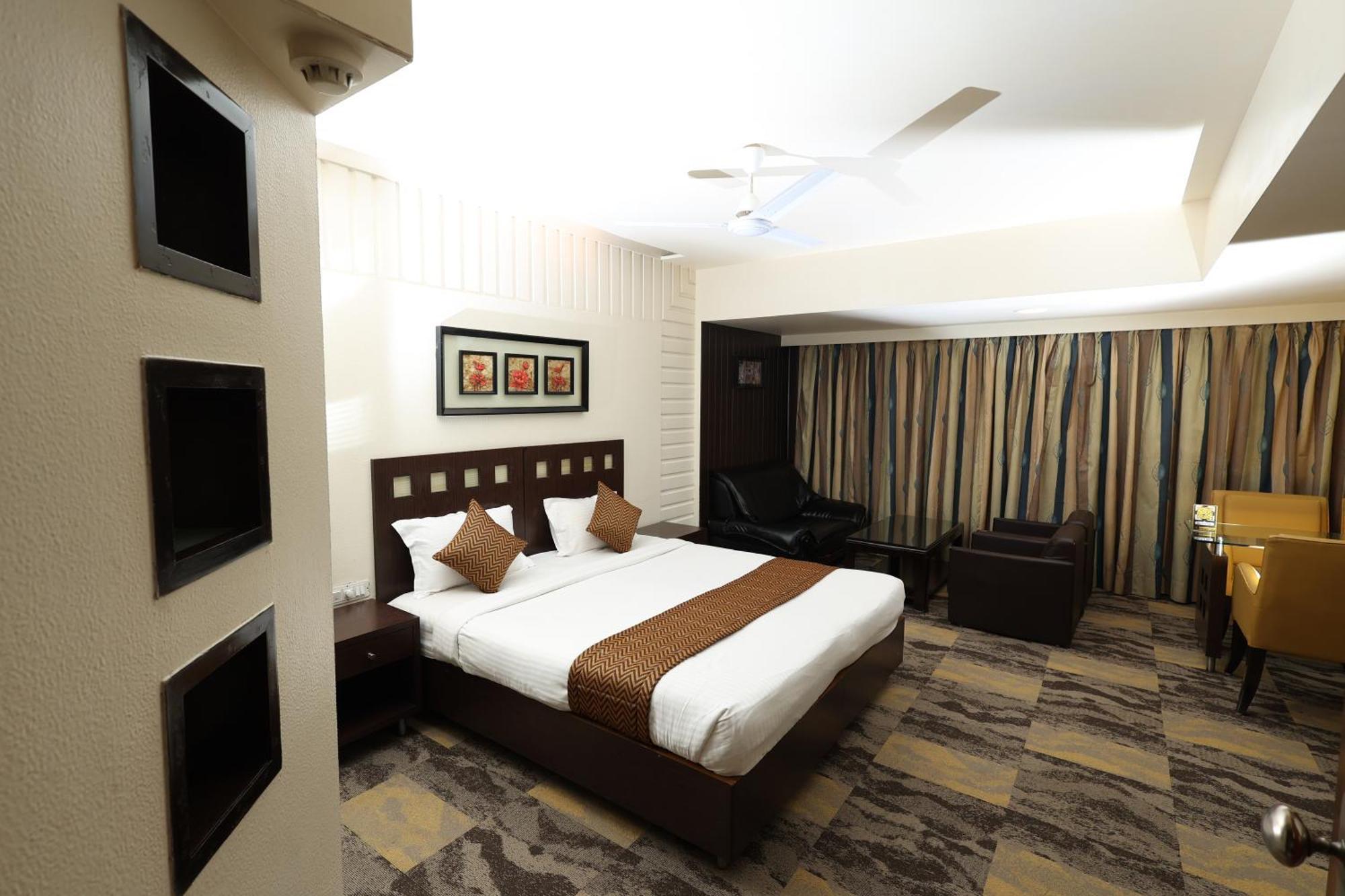 Quaint Suites Hotel & Banquet Mumbai Dış mekan fotoğraf
