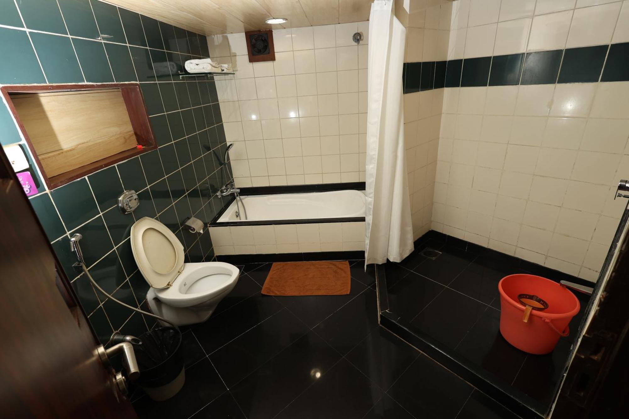 Quaint Suites Hotel & Banquet Mumbai Dış mekan fotoğraf