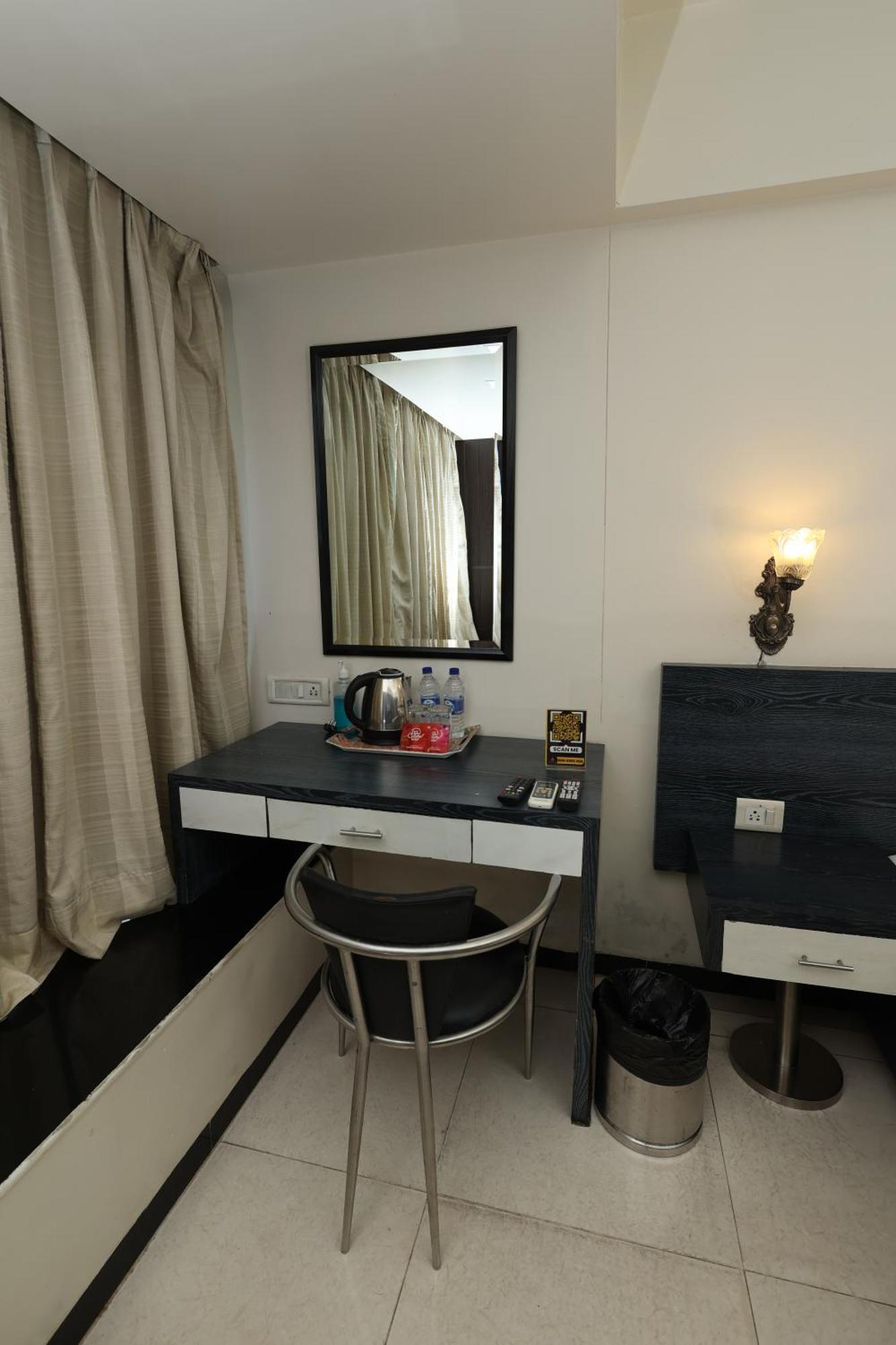 Quaint Suites Hotel & Banquet Mumbai Dış mekan fotoğraf