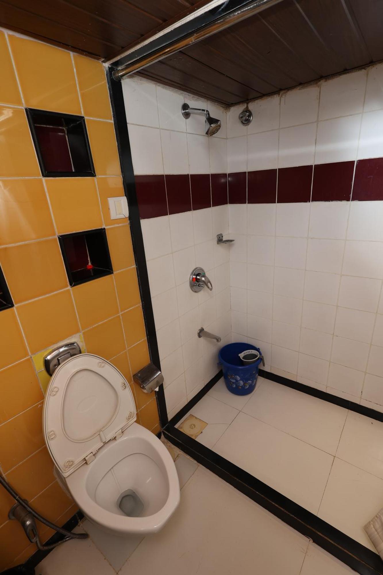 Quaint Suites Hotel & Banquet Mumbai Dış mekan fotoğraf
