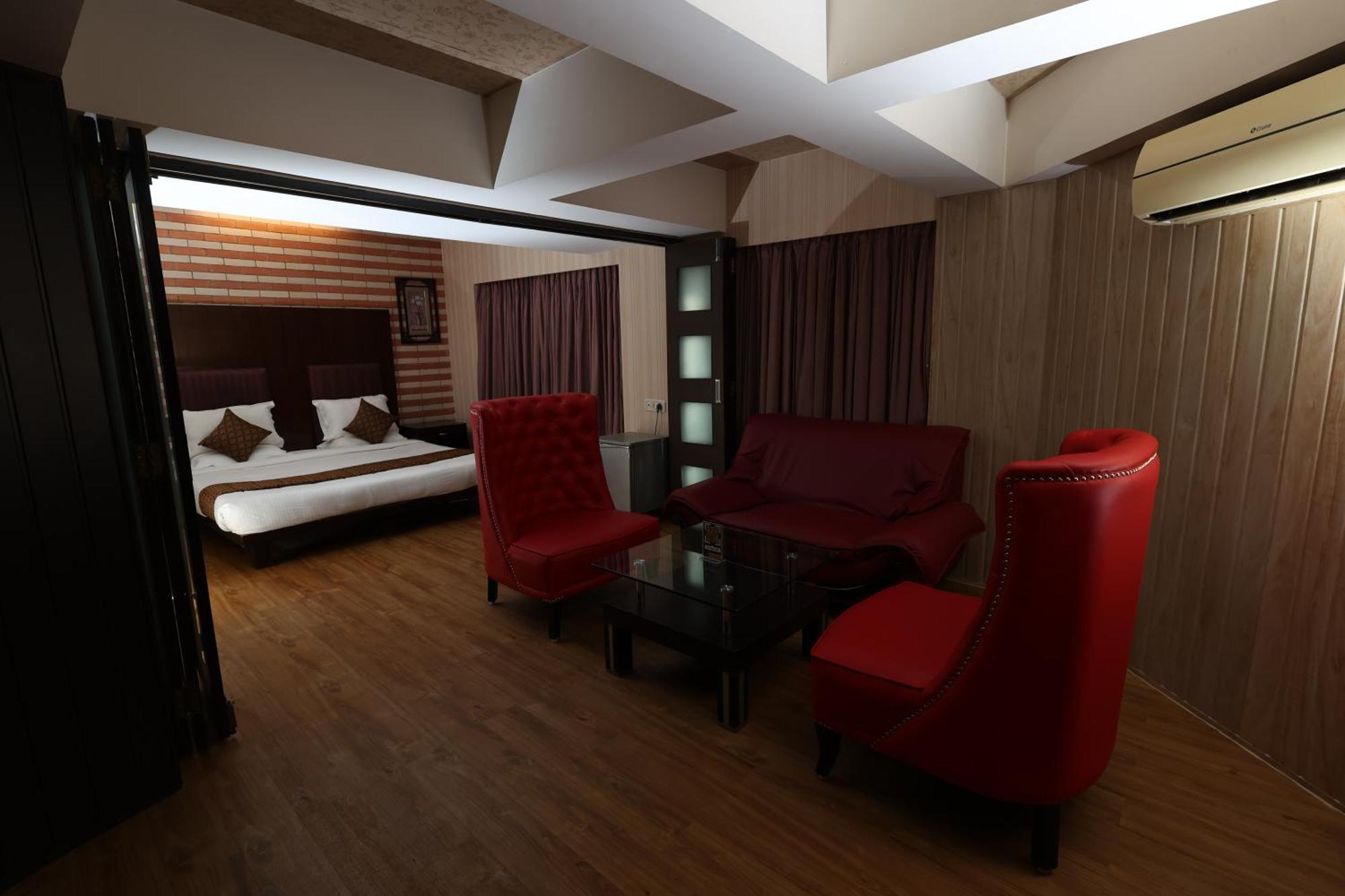 Quaint Suites Hotel & Banquet Mumbai Dış mekan fotoğraf