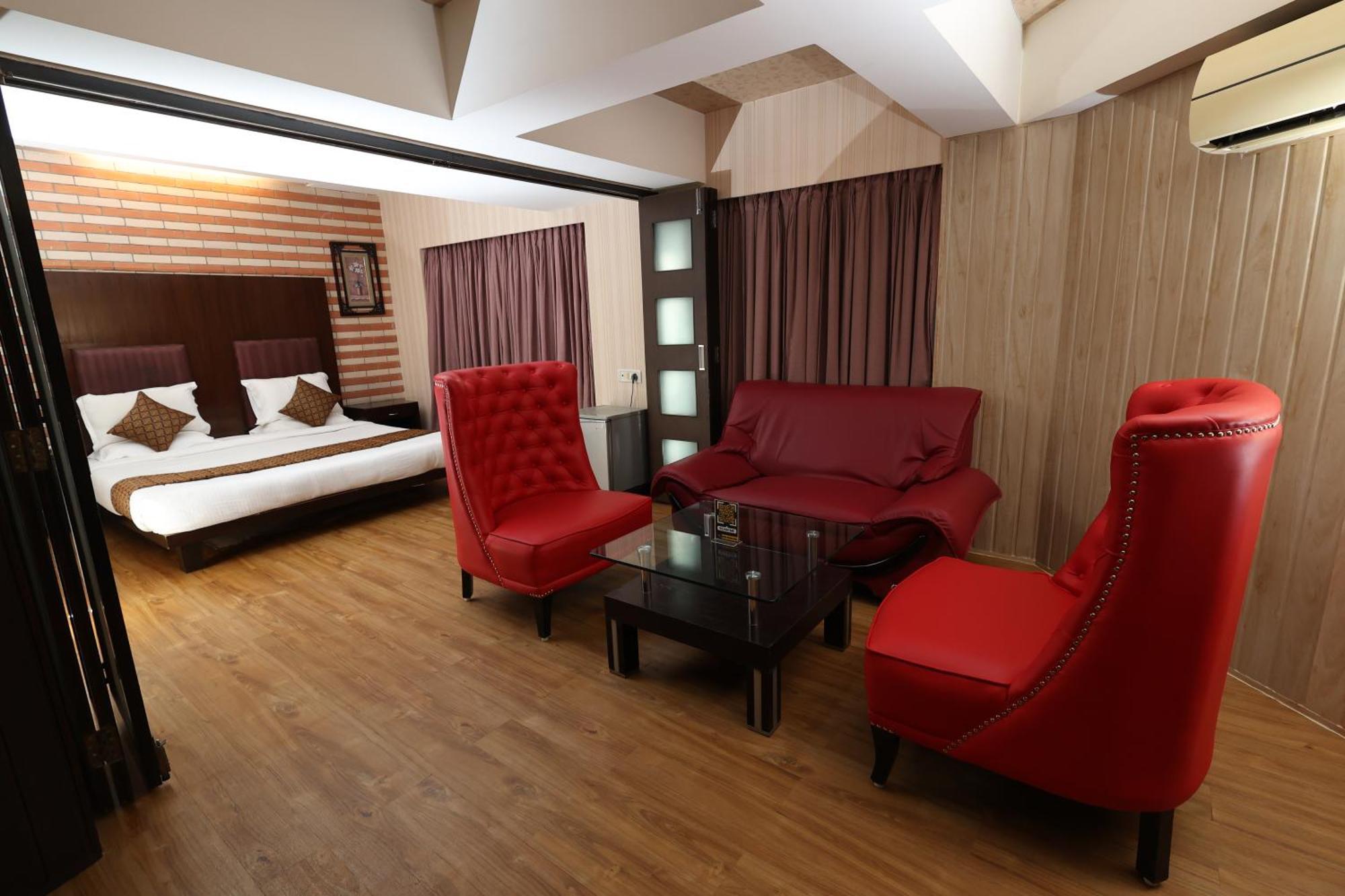 Quaint Suites Hotel & Banquet Mumbai Dış mekan fotoğraf