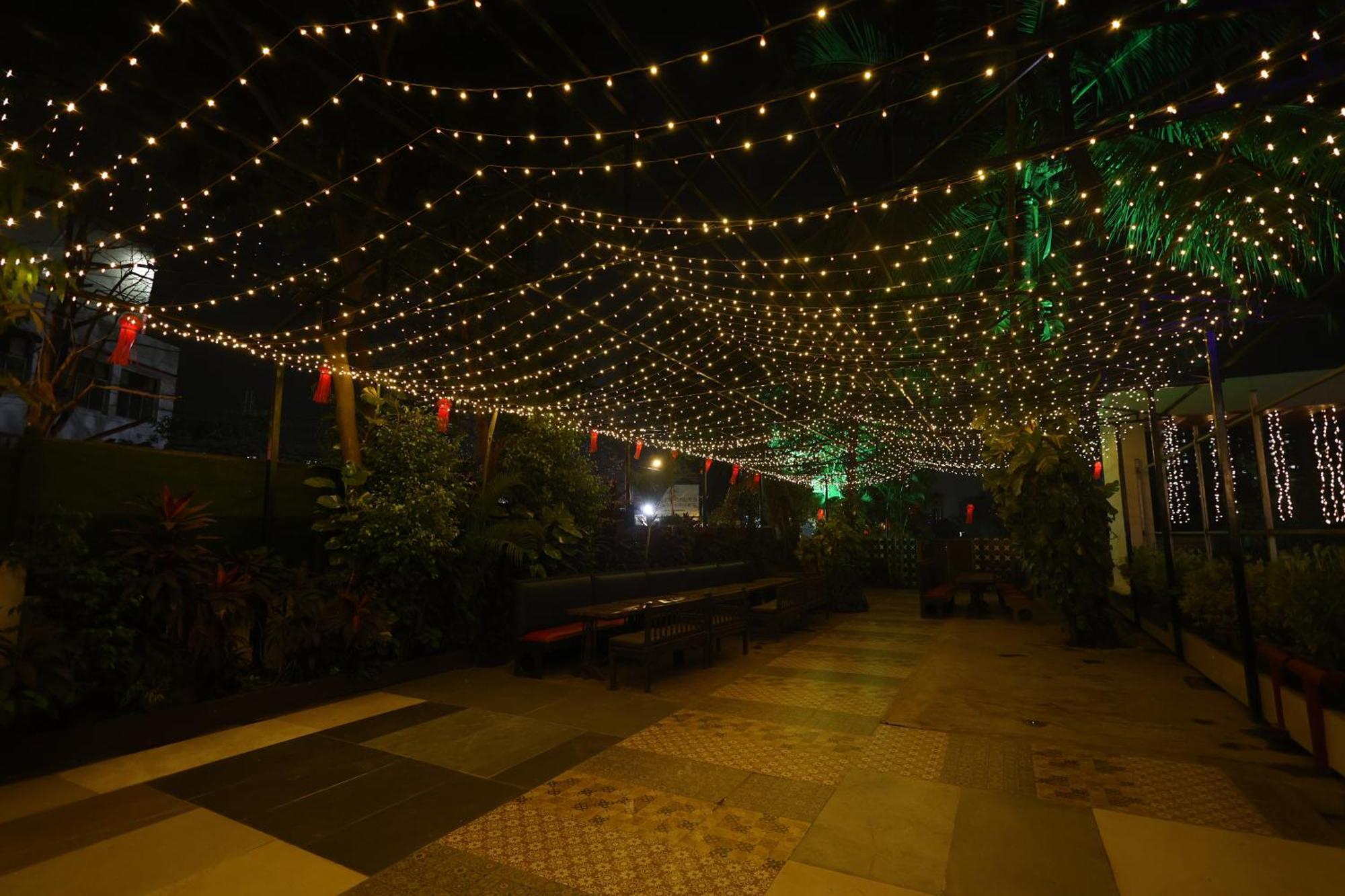 Quaint Suites Hotel & Banquet Mumbai Dış mekan fotoğraf
